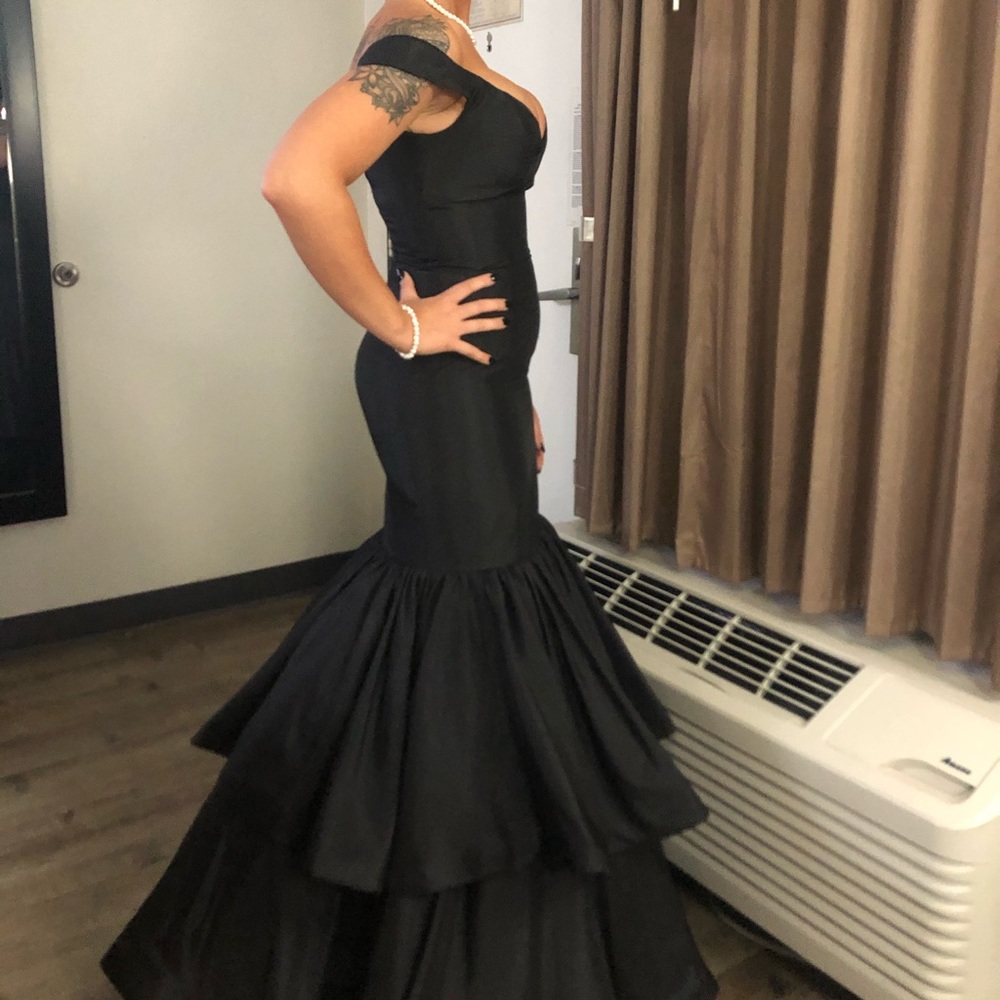 Sherri hill mermaid dress